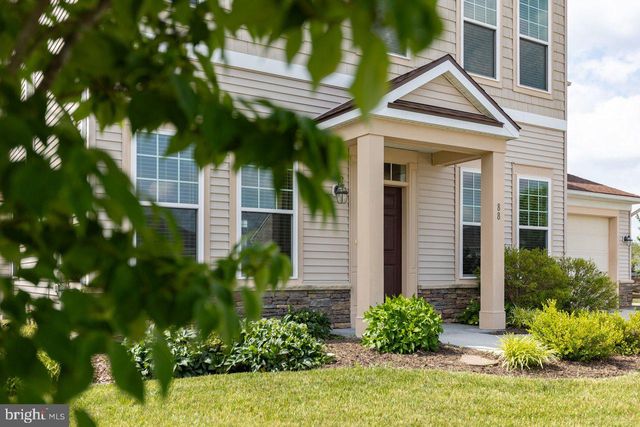 88 LIVERPOOL LN, Martinsburg, WV 25405