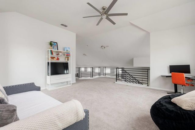 10221 Forest Grove DR, Austin, TX 78747