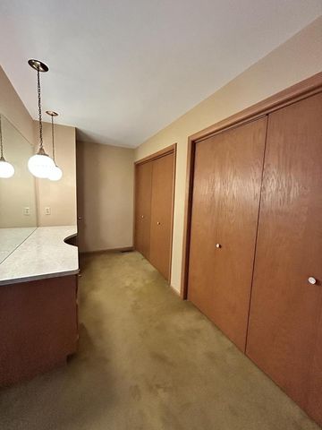 1100 W Duchess COURT, Bayside, WI 53217