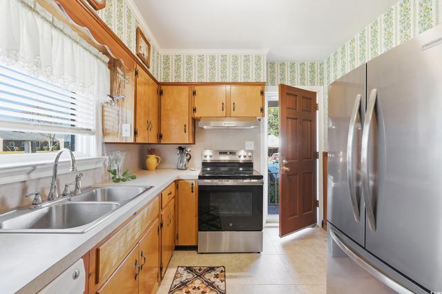 301 S Morgan Ave., Andrews, SC 29510