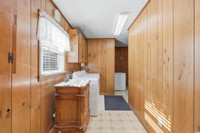 301 S Morgan Ave., Andrews, SC 29510