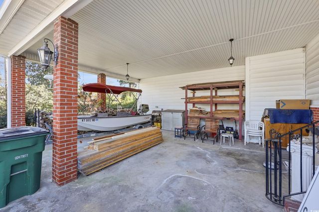 301 S Morgan Ave., Andrews, SC 29510