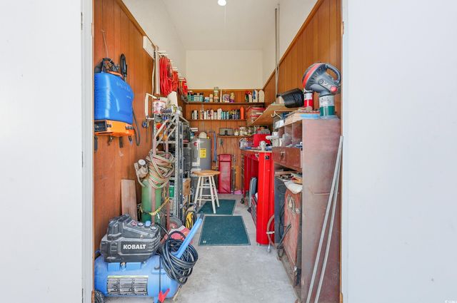 301 S Morgan Ave., Andrews, SC 29510