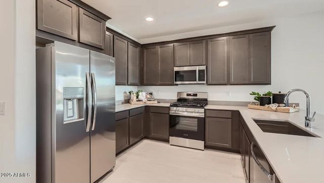 23354 W PARKWAY Drive, Buckeye, AZ 85326