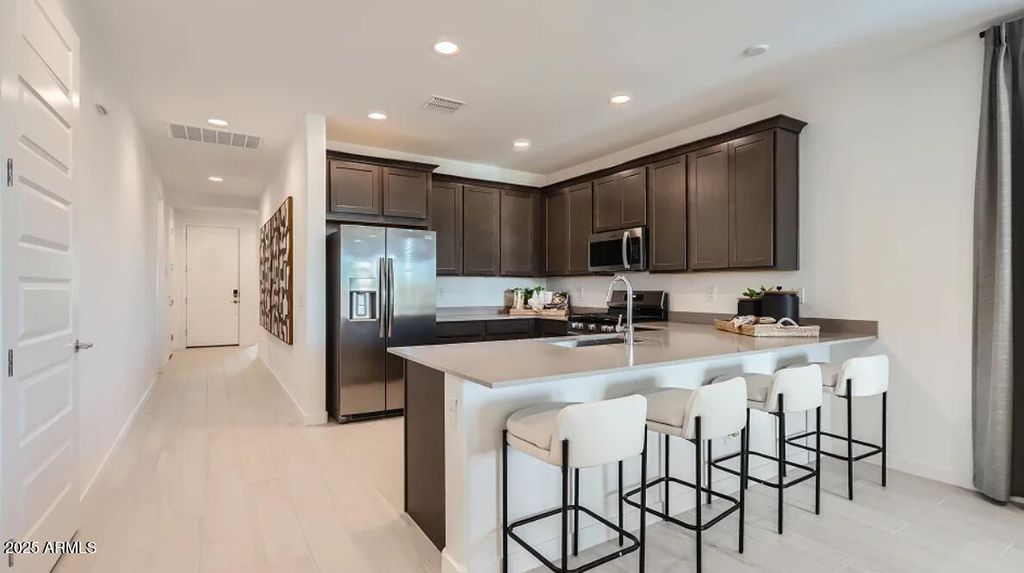 23354 W PARKWAY Drive, Buckeye, AZ 85326 — photo 3