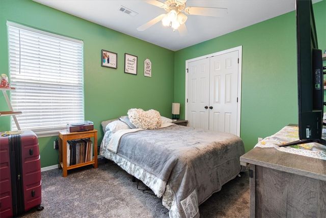 402 W Worchester, Siloam Springs, AR 72761