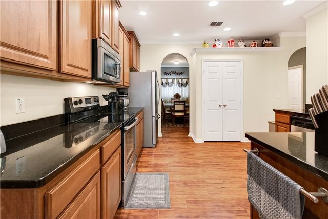 6042 Natchez Dr, Corpus Christi, TX 78414