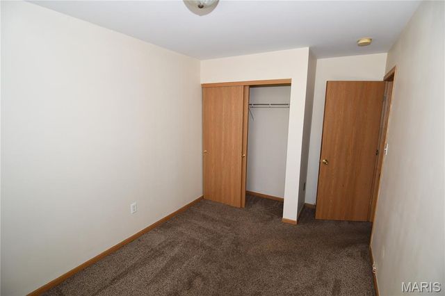 3 Hensley Terrace, Jennings, MO 63136