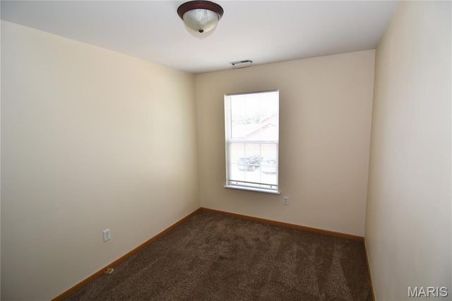 3 Hensley Terrace, Jennings, MO 63136