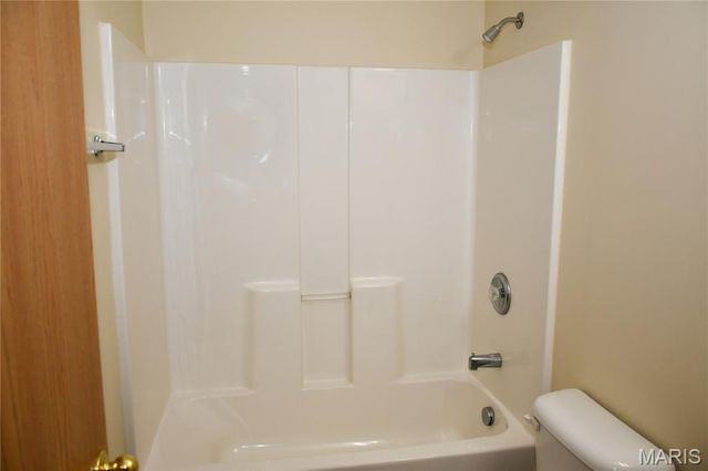 3 Hensley Terrace, Jennings, MO 63136