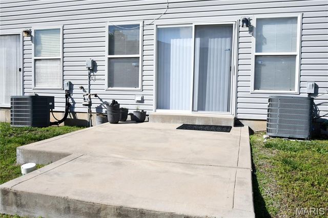 3 Hensley Terrace, Jennings, MO 63136