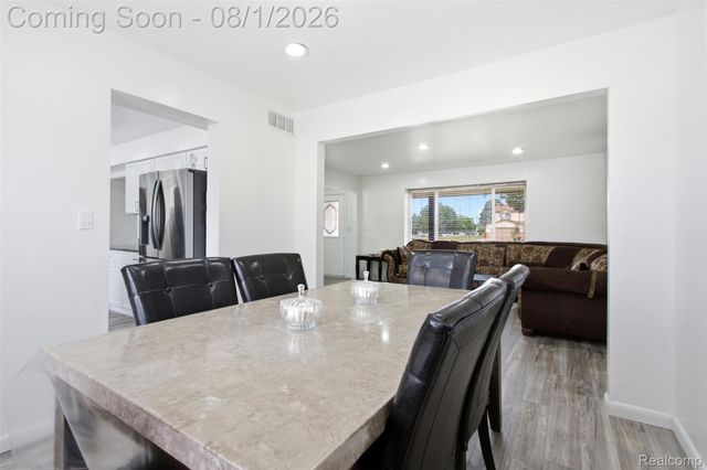 38979 Lowell Court, Sterling Heights, MI 48310