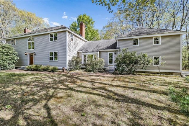 44 Brick Mill Road, Bedford, NH 03110
