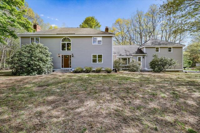44 Brick Mill Road, Bedford, NH 03110