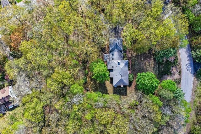 44 Brick Mill Road, Bedford, NH 03110
