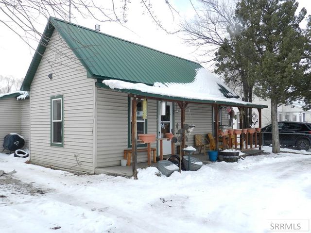 109 Lena Street, Salmon, ID 83467