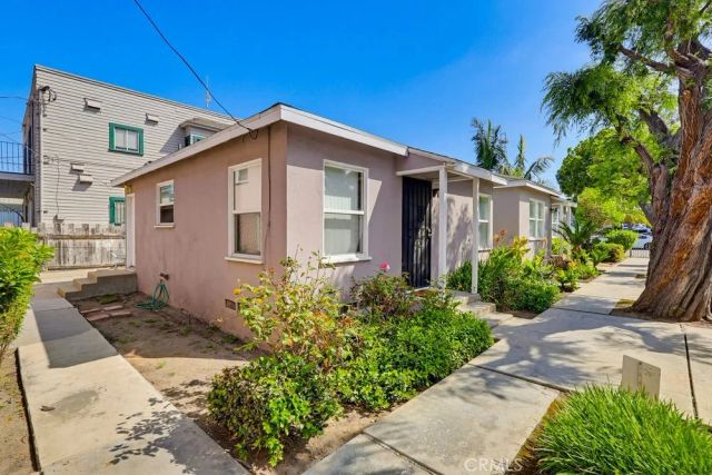 2669 Lime, Signal Hill, CA 90755