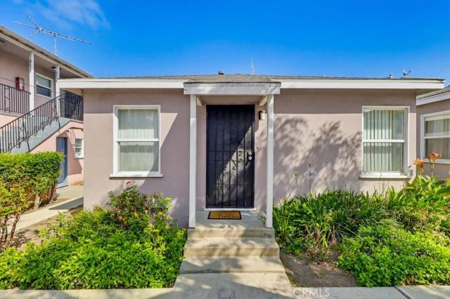 2669 Lime, Signal Hill, CA 90755