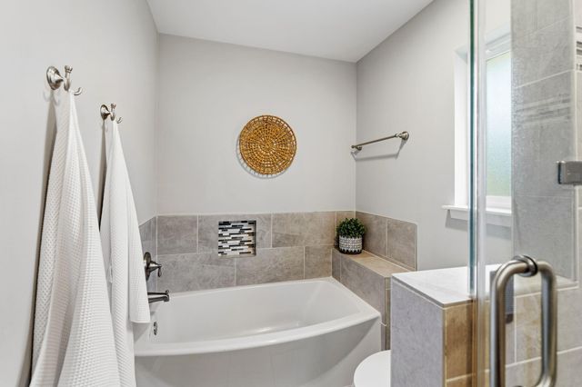 5706 Ariel Street, Houston, TX 77096