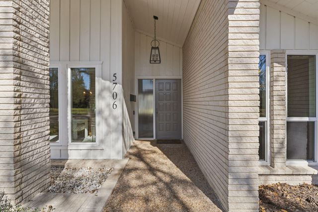 5706 Ariel Street, Houston, TX 77096