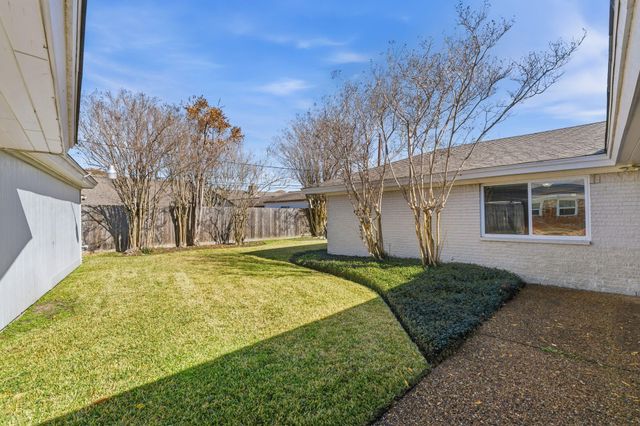 5706 Ariel Street, Houston, TX 77096