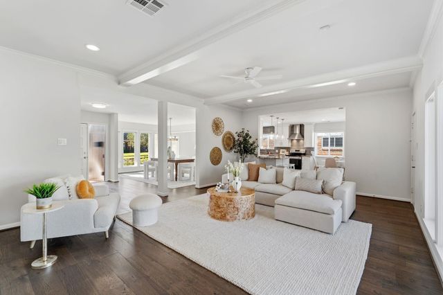 5706 Ariel Street, Houston, TX 77096