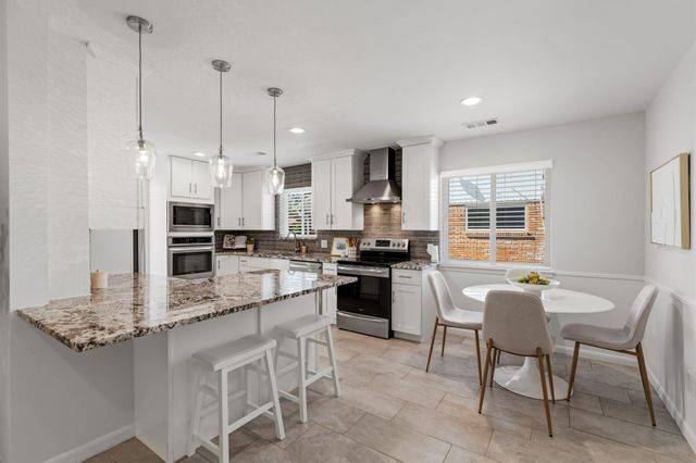 5706 Ariel Street, Houston, TX 77096