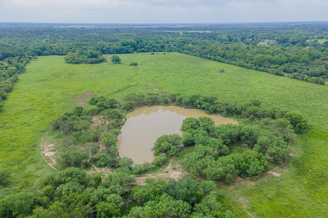 000 Stockold Road, Sealy, TX 77474