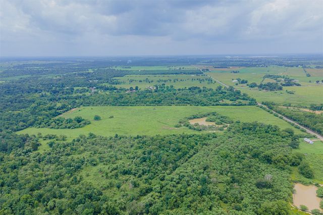 000 Stockold Road, Sealy, TX 77474