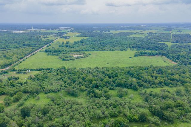 000 Stockold Road, Sealy, TX 77474