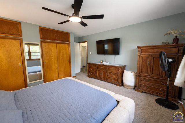 3711 SE California AVE, Topeka, KS 66609