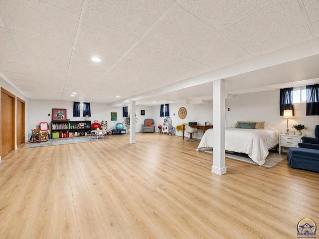 3711 SE California AVE, Topeka, KS 66609