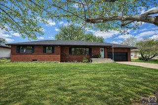 3711 SE California AVE, Topeka, KS 66609