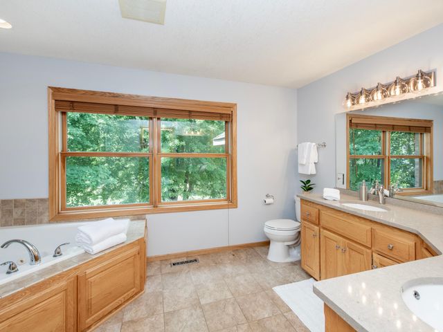 14245 Guadalcanal Street NE, Ham Lake, MN 55304