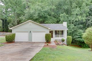 3960 Rocmar Drive, Snellville, GA 30039