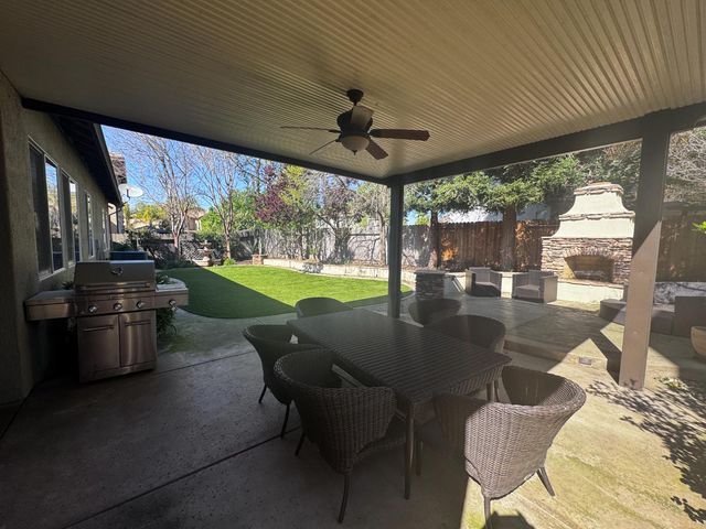 1780 Alicante Dr, Roseville, CA 95747