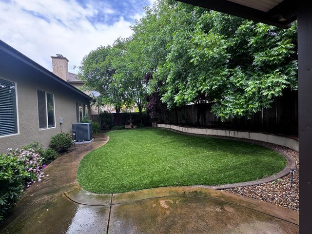 1780 Alicante Dr, Roseville, CA 95747