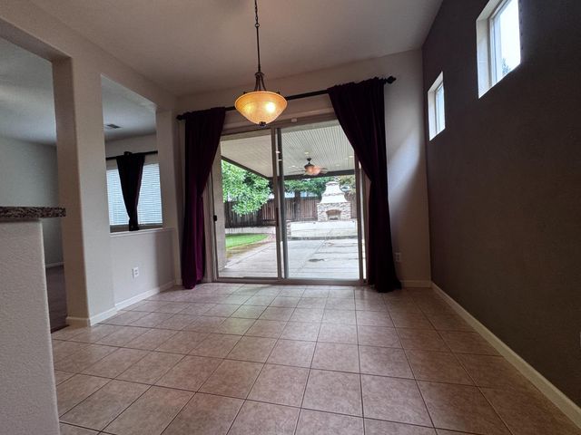 1780 Alicante Dr, Roseville, CA 95747