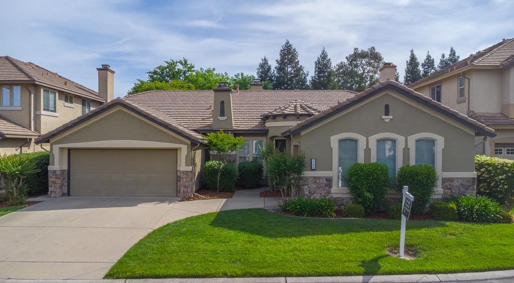 1780 Alicante Dr, Roseville, CA 95747