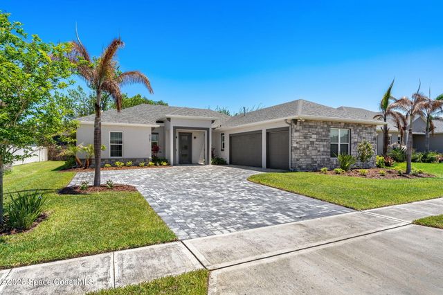4365 Negal Circle, Melbourne, FL 32901