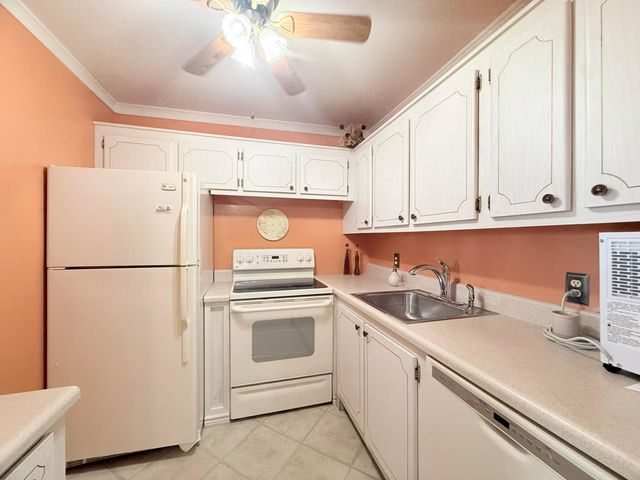 165 Tilford H 165, Deerfield Beach, FL 33442