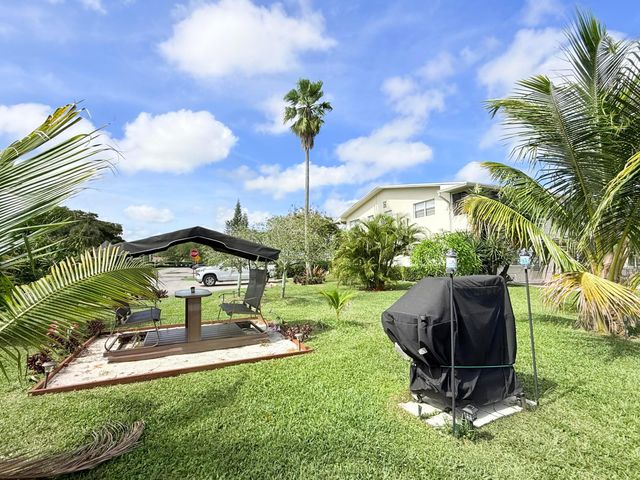 165 Tilford H 165, Deerfield Beach, FL 33442