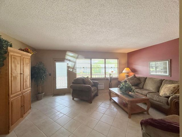 165 Tilford H 165, Deerfield Beach, FL 33442