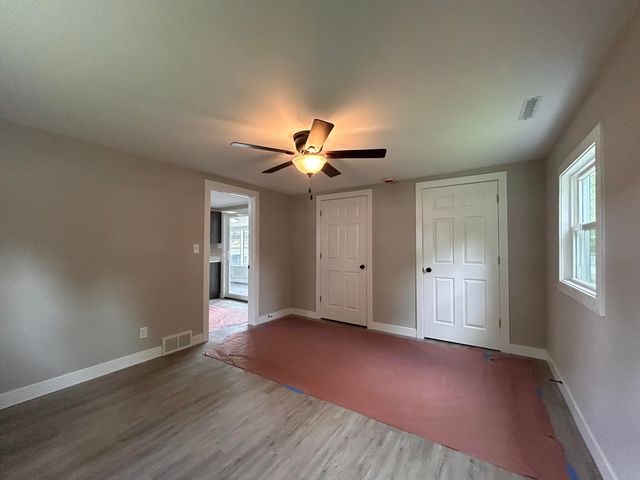 1001 W 38th Place, Hobart, IN 46342