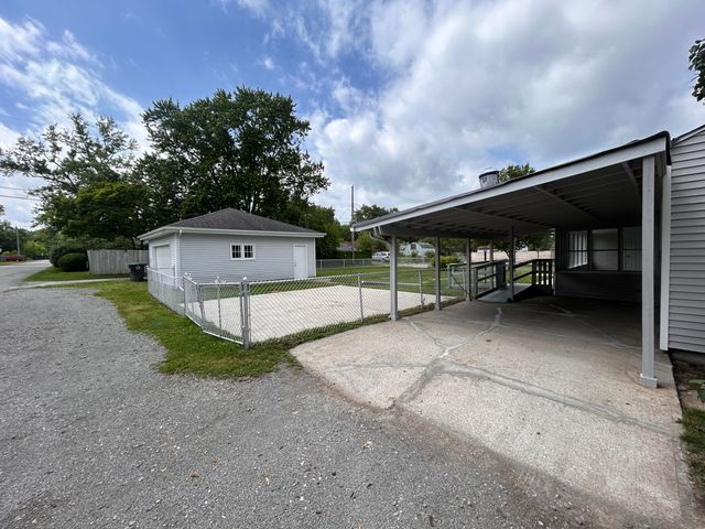1001 W 38th Place, Hobart, IN 46342