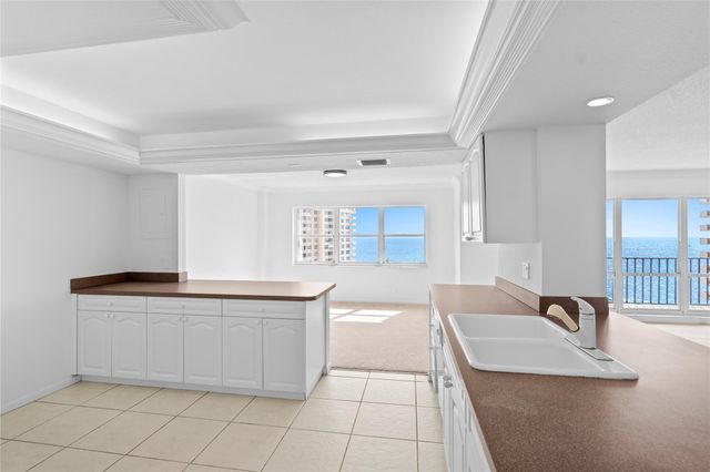5100 N Ocean Blvd Apt 1116, Lauderdale By The Sea, FL 33308
