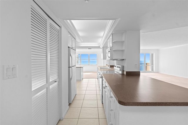 5100 N Ocean Blvd Apt 1116, Lauderdale By The Sea, FL 33308