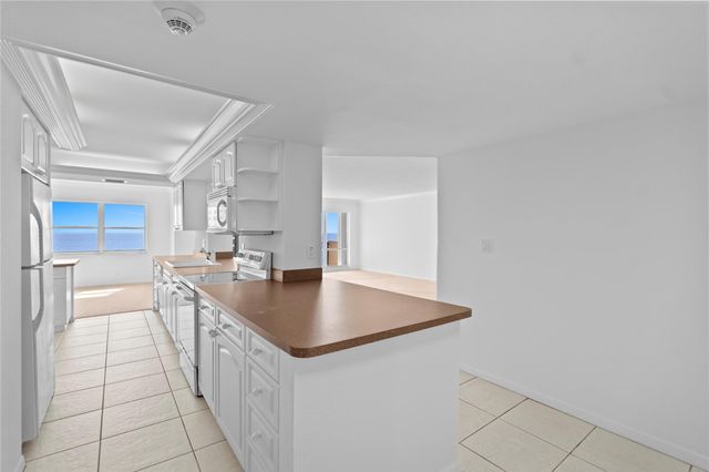 5100 N Ocean Blvd Apt 1116, Lauderdale By The Sea, FL 33308
