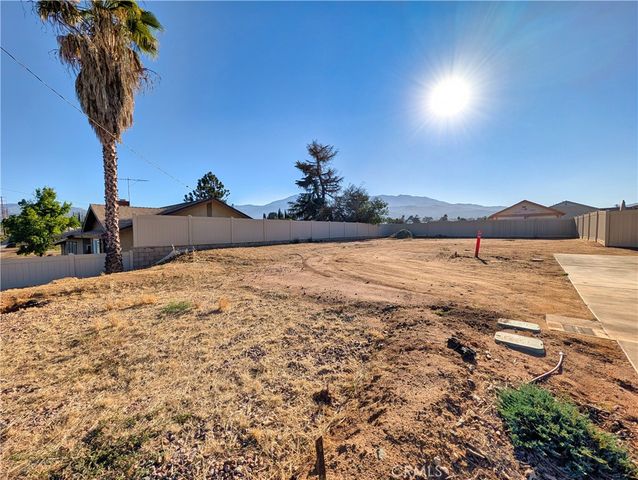 34568 Bella Vista Drive, Yucaipa, CA 92399