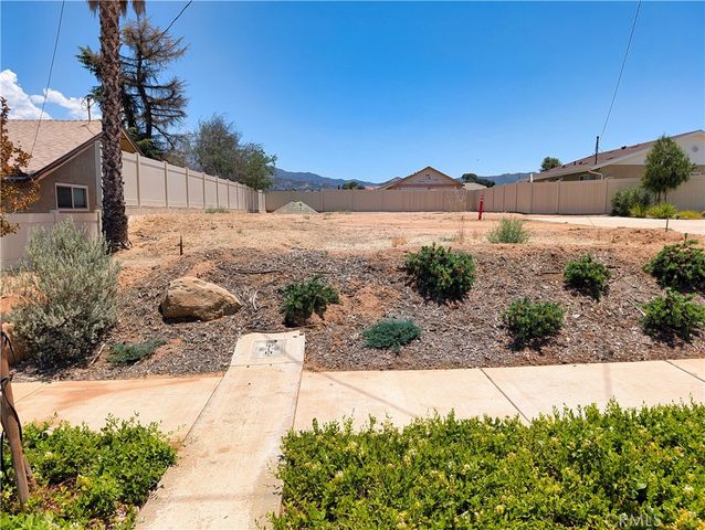 34568 Bella Vista Drive, Yucaipa, CA 92399